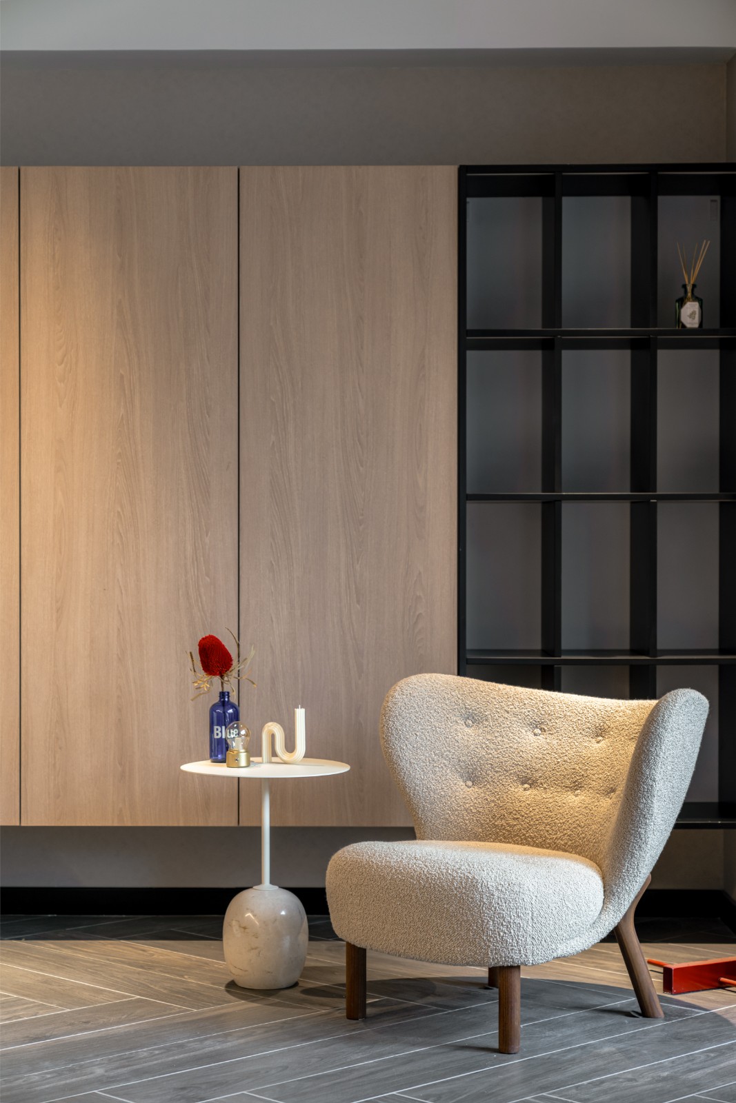 现代风格家装设计室内18新利登录(中国)有限公司-客厅椅子