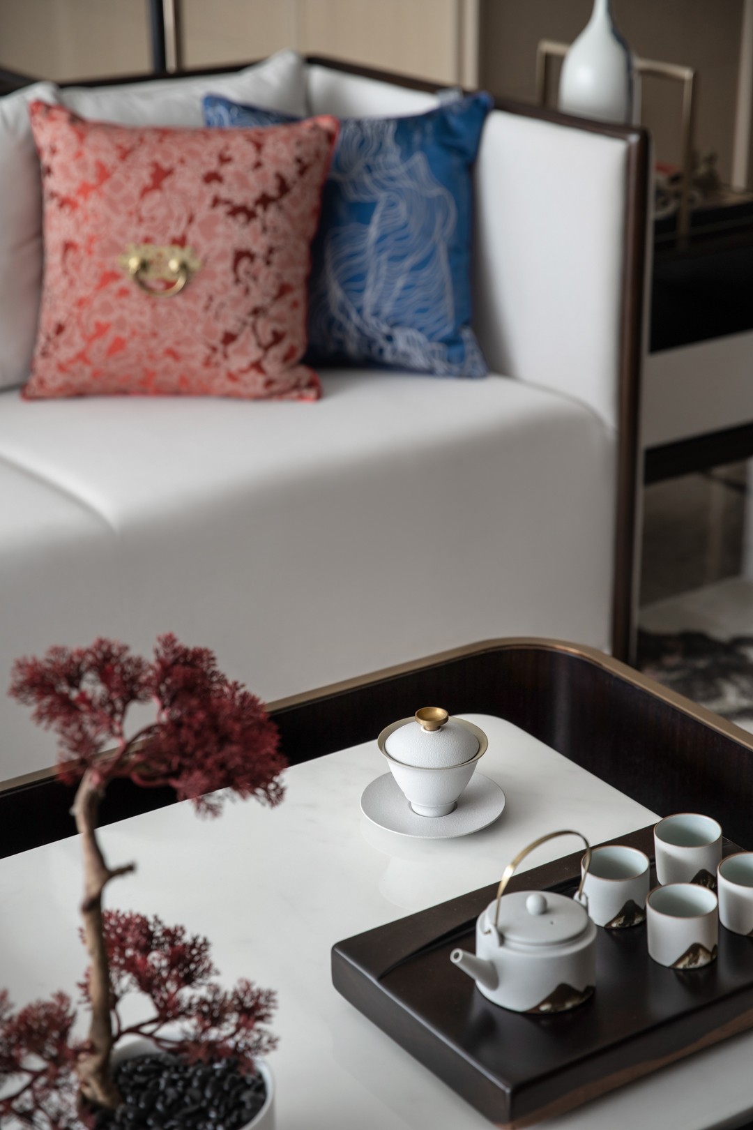 新中式风格家装设计室内18新利登录(中国)有限公司-客厅茶几茶具