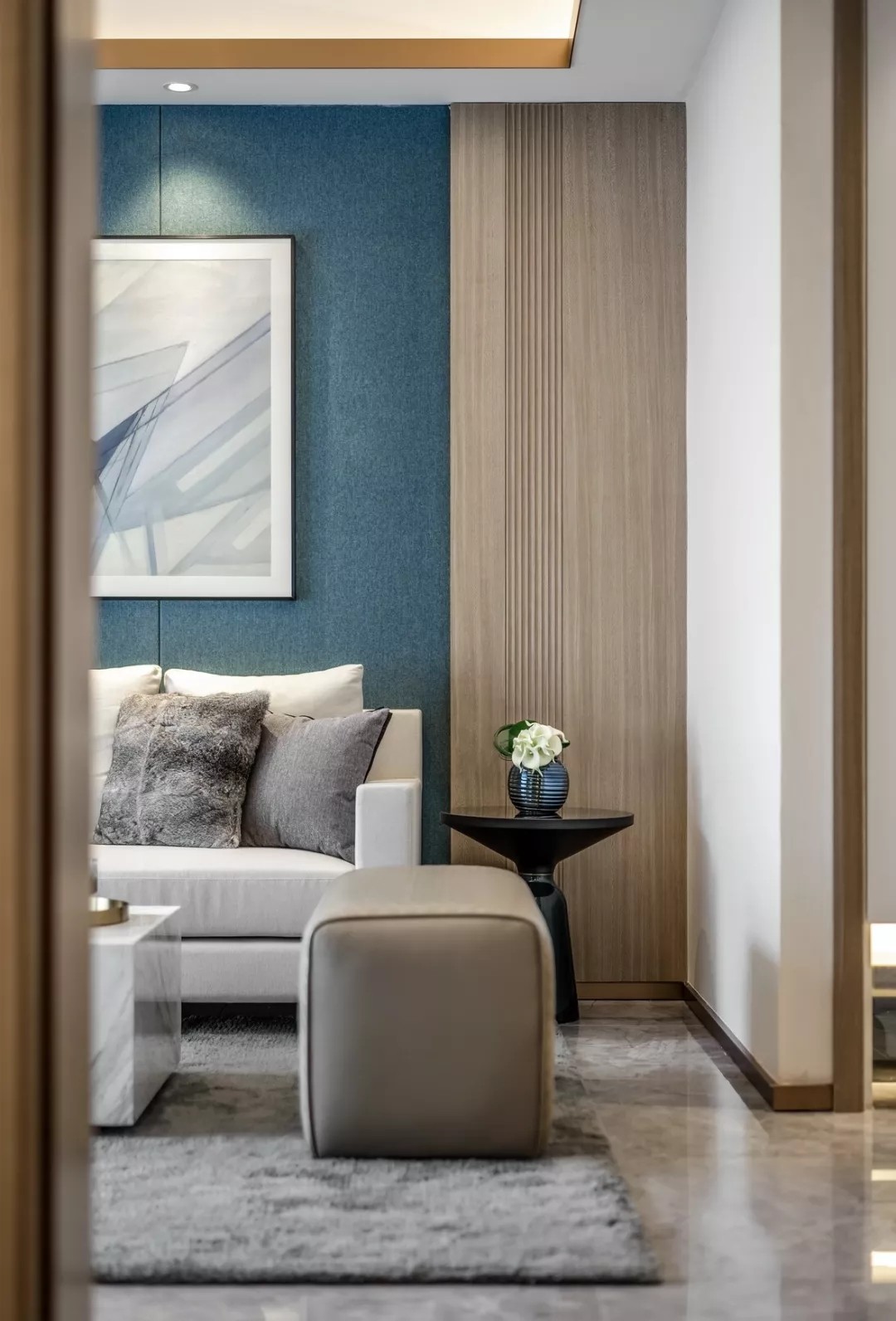 现代简约风格家装设计室内18新利登录(中国)有限公司-客厅沙发