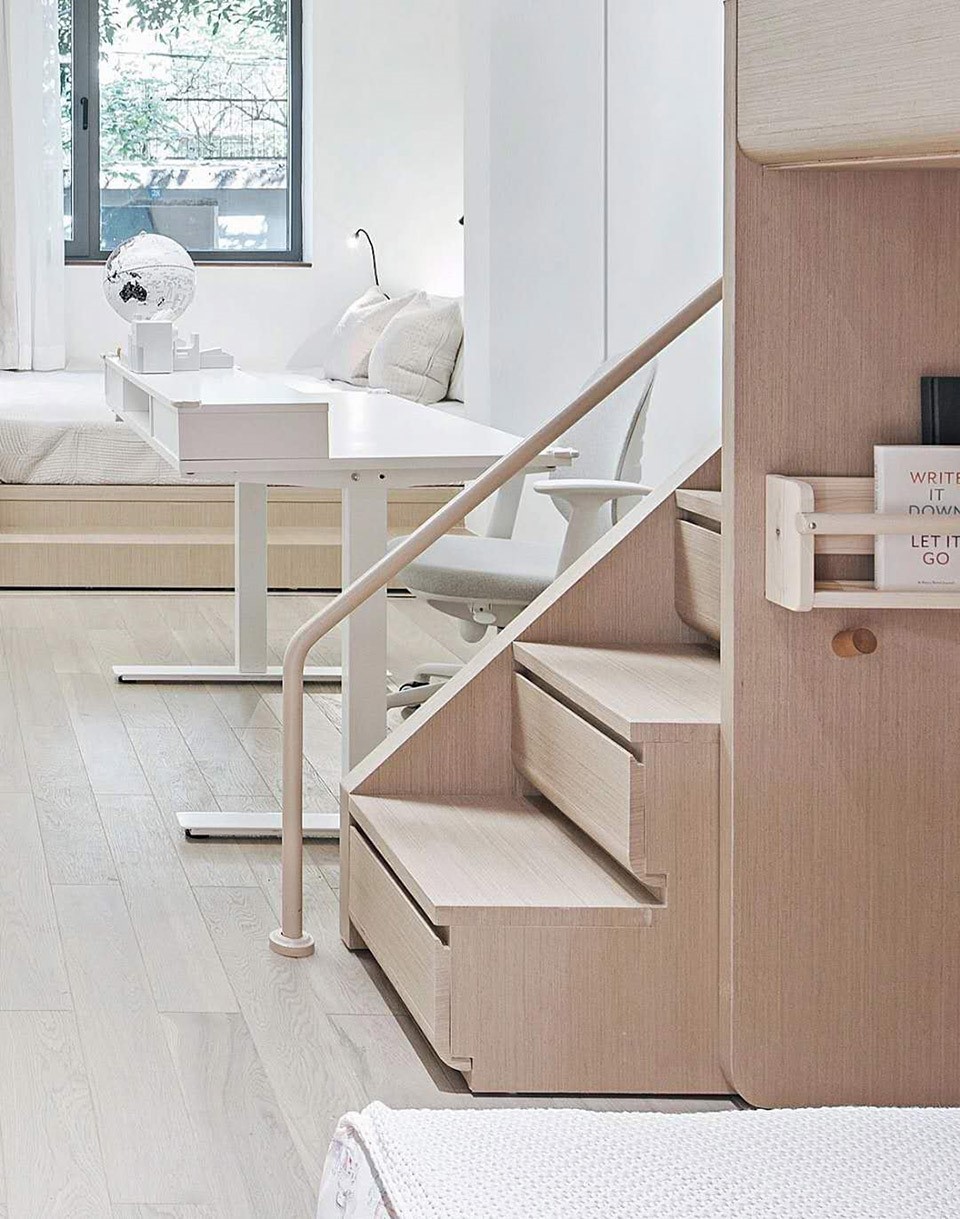 现代简约风格公寓室内设计案例-楼梯